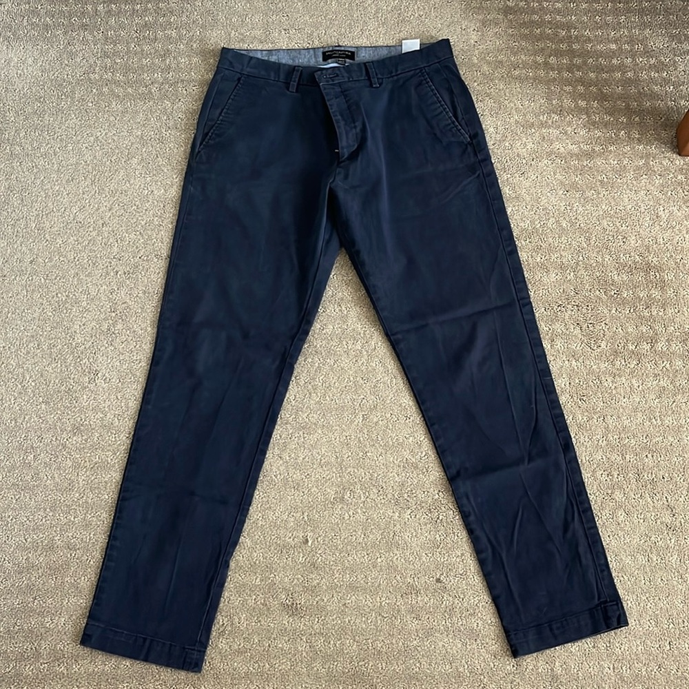 Banana Republic Mason Athletic Taper Chino